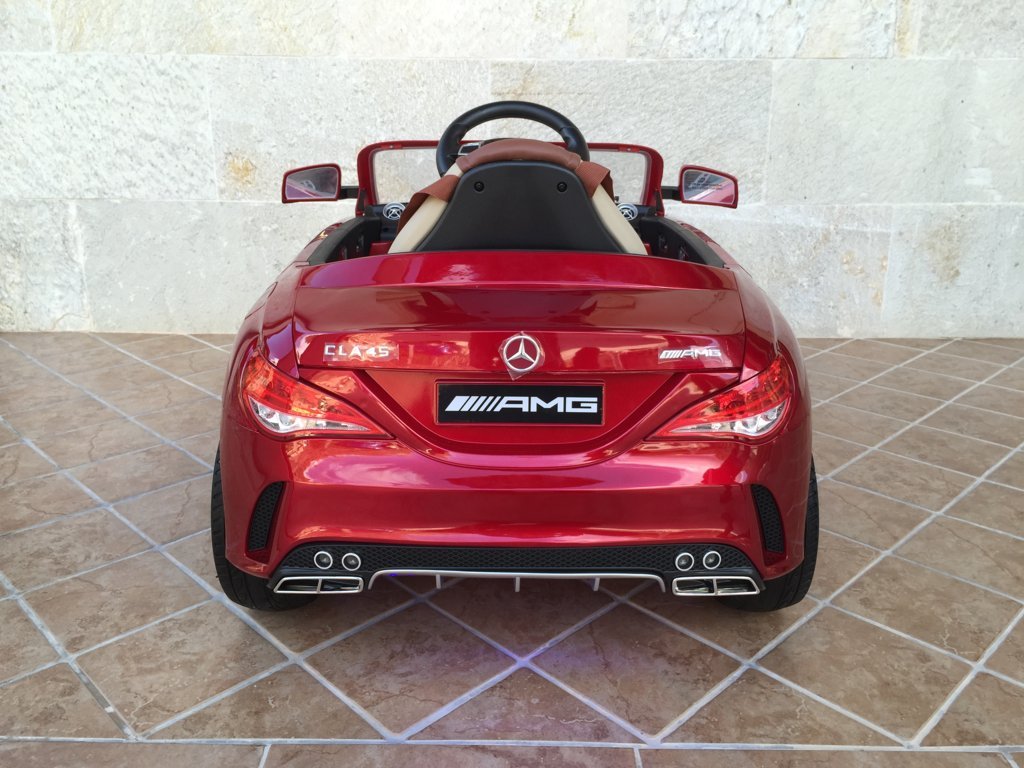 Coche electrico infantil Mercedes CLA45 Rojo Metalizado vista trasera