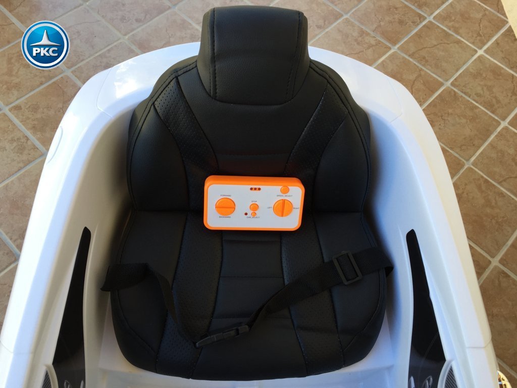 Coche electrico para niños Mercedes S63 Blanco asiento acolchado en piel