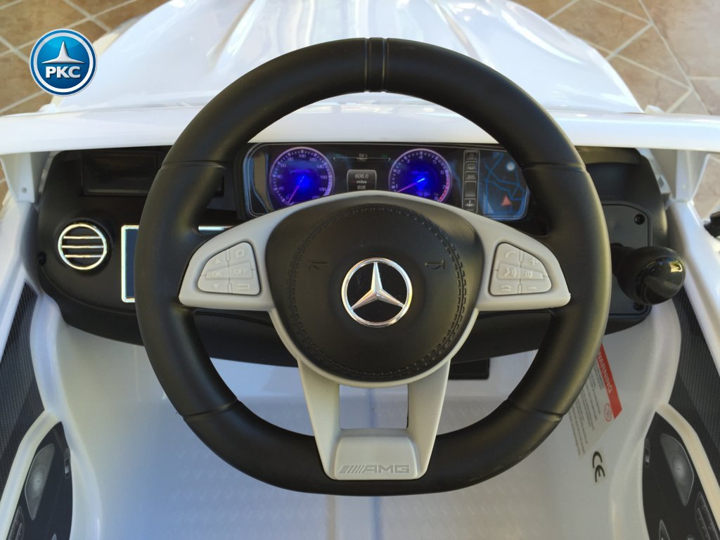 Coche electrico infantil Mercedes S63 Blanco volante con musica y claxon