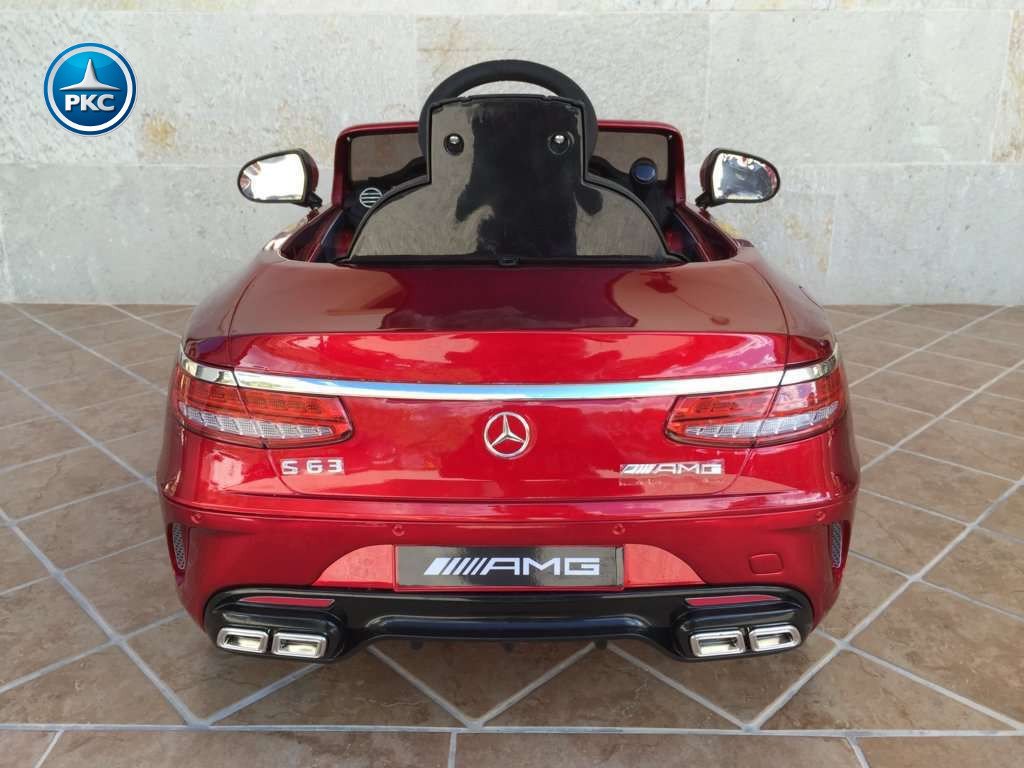 Coche electrico para niños Mercedes S63 Rojo metalizado vista trasera