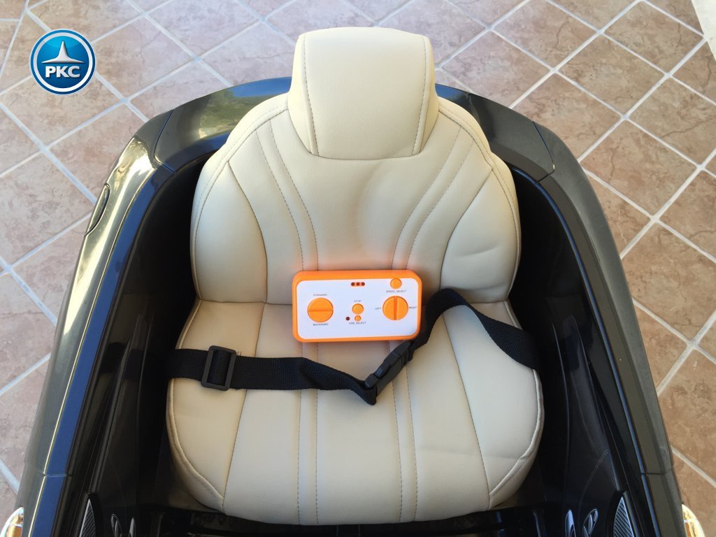 Coche electrico para niños Mercedes S63 Negro asiento acolchado en piel