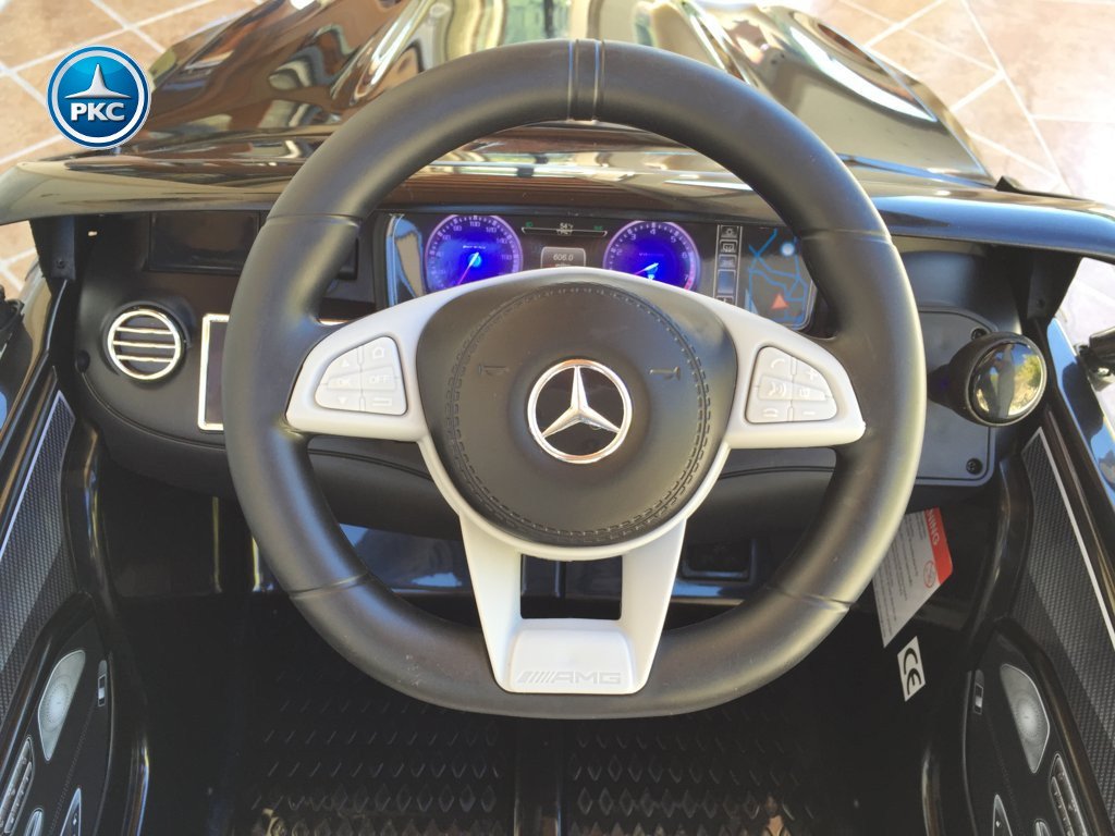 Coche electrico infantil Mercedes S63 Negro volante con musica y claxon