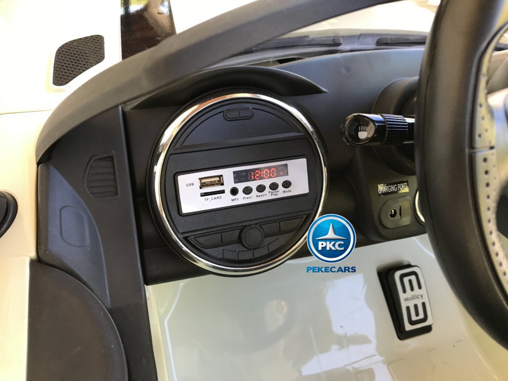 Coche electrico para niños Mini Style Beige conexion USB