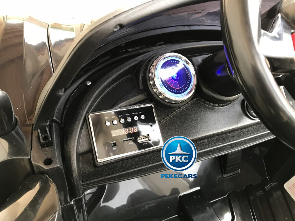 Coche electrico para niños Porsche style negro dashboard