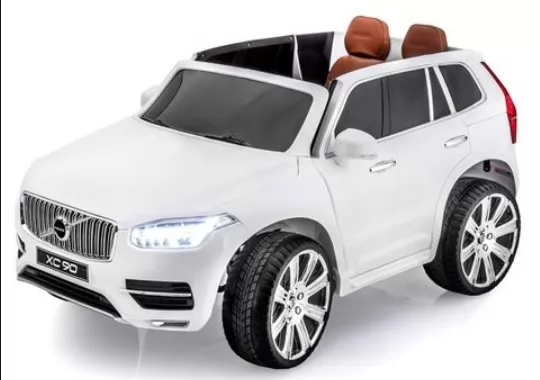Volvo con ruedas reales