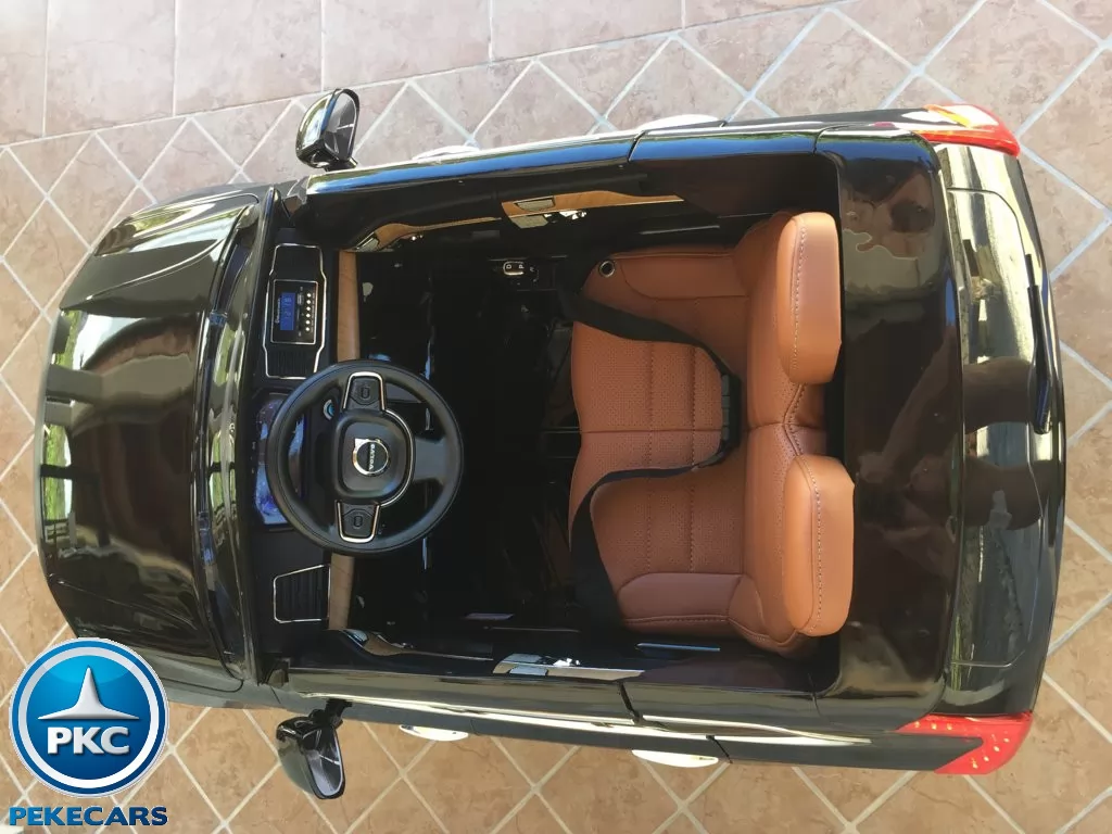 Coche electrico infantil Volvo XC90 Negro Metalizado detalles del interior