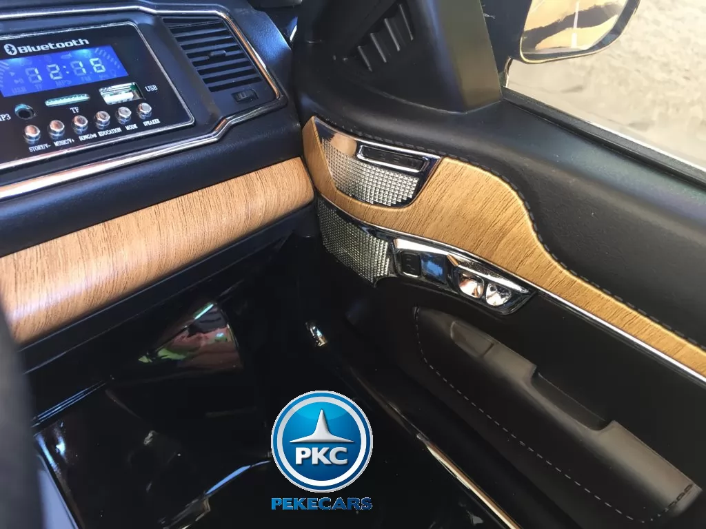 Coche electrico para niños Volvo XC90 Negro Metalizado detalles simulando madera