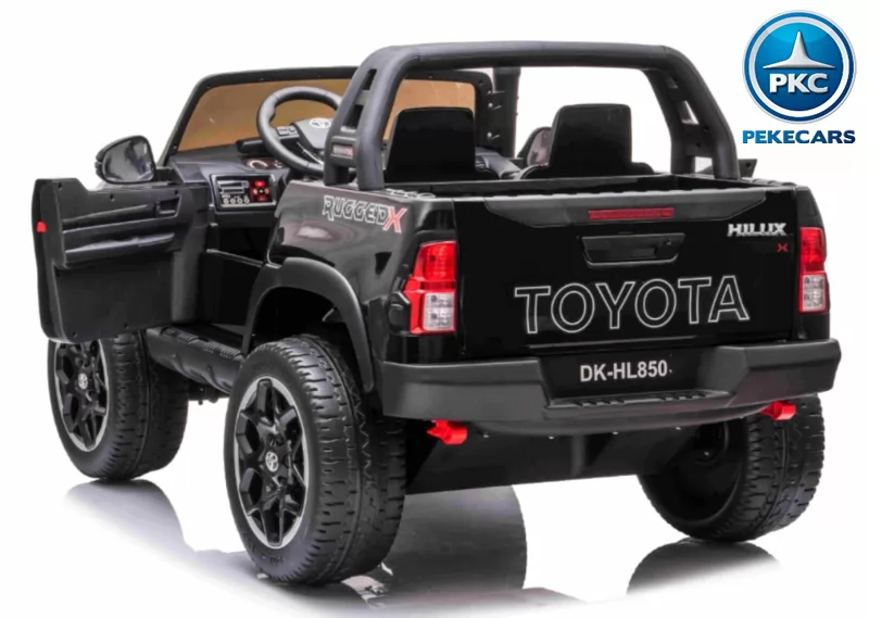 Toyota Hi-lux 12v 2,4Ghz negro vista 3/4 trasera puerta abiertas