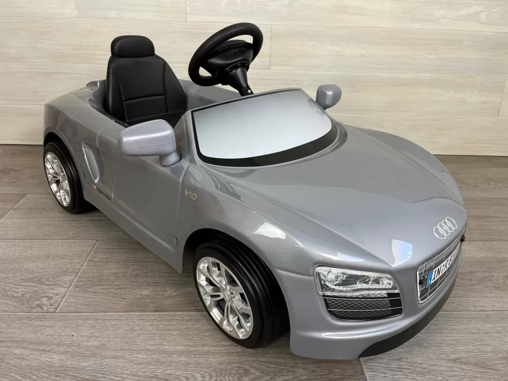 Audi R8 12V Gris para niños