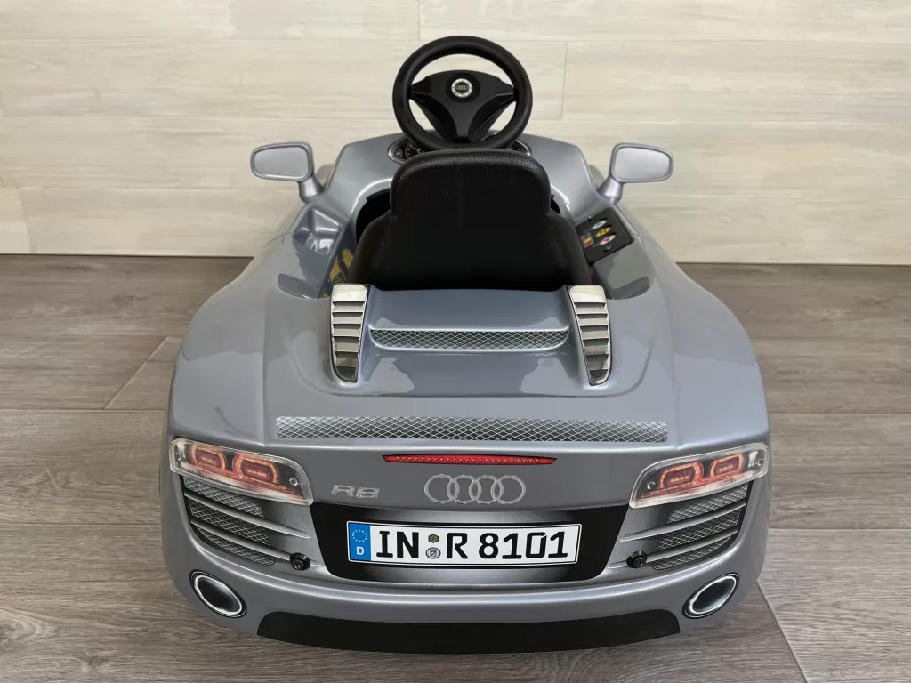 Audi R8 12V Gris parte trasera