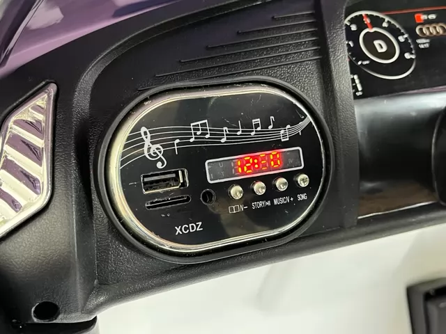 Coche electrico para niños Audi Little R8 Spyder policía