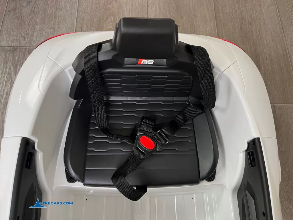 Audi RS E-Tron GT 12V 2.4G Blanco asiento