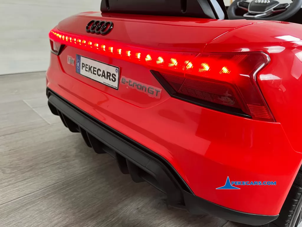 coche electrico niños audi rs e tron gt rojo luces traseras