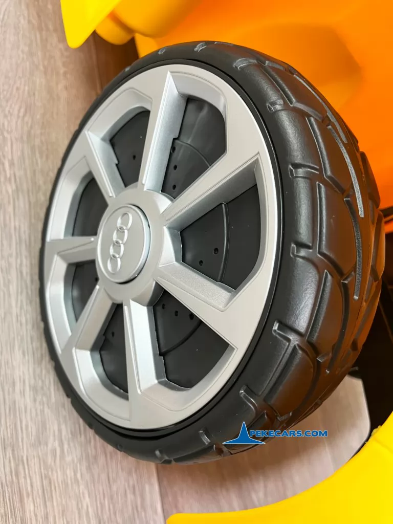 audi tt 12v amarillo coches para niños rueda