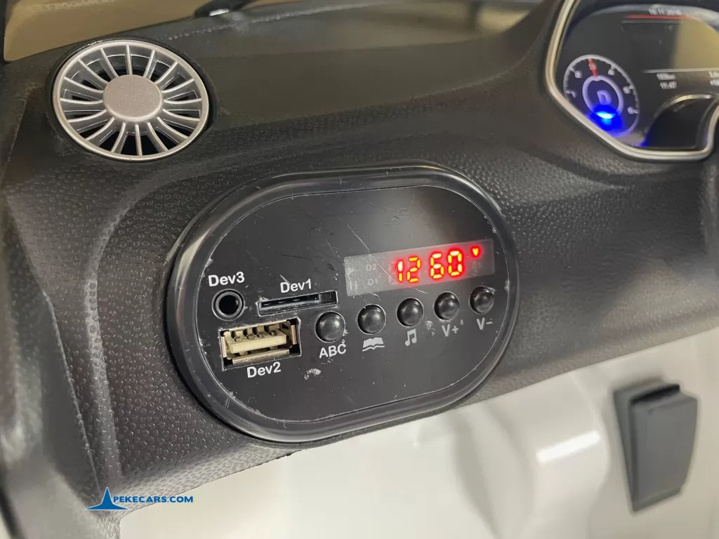 coches teledirigidos audi tt 12v blanco panel instrumentos