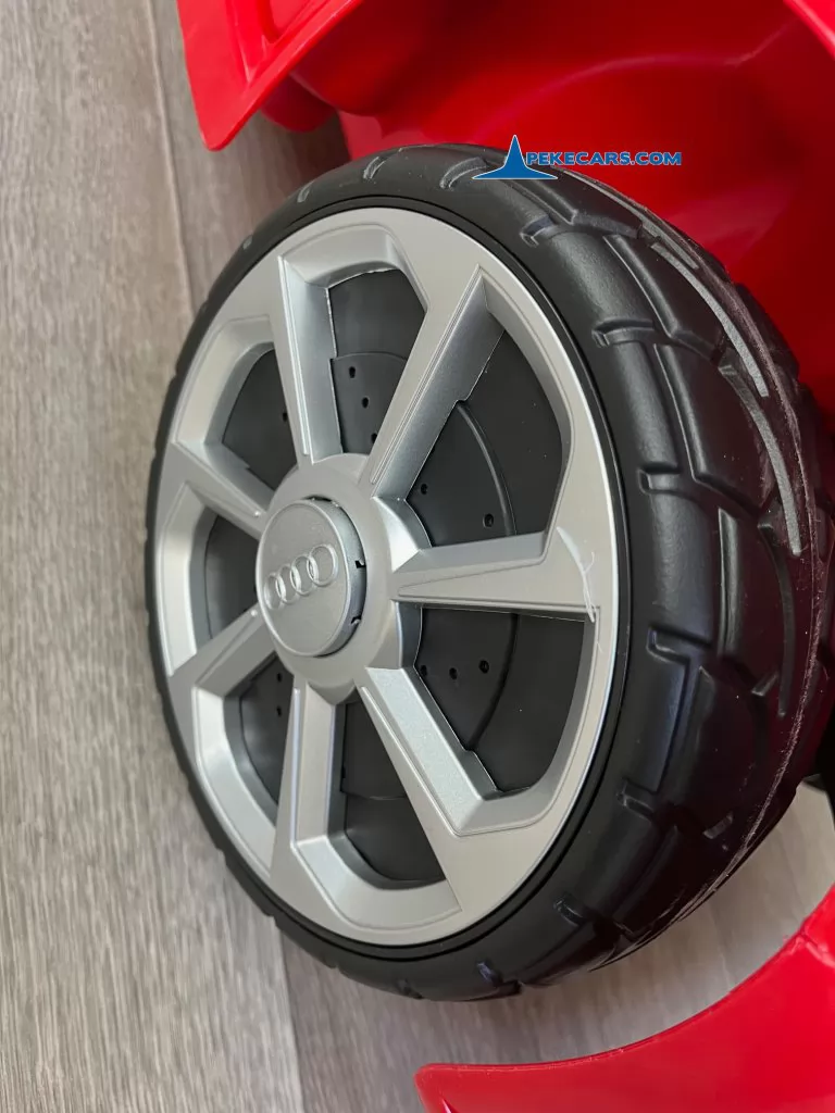 coches teledirigidos audi tt 12v rojo ruedas