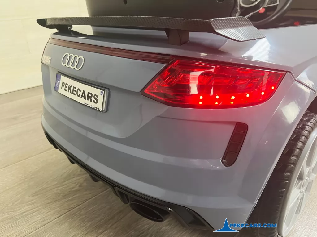 Audi TT RS Roadster 1 Plaza 12V 2.4G Azul Claro luces