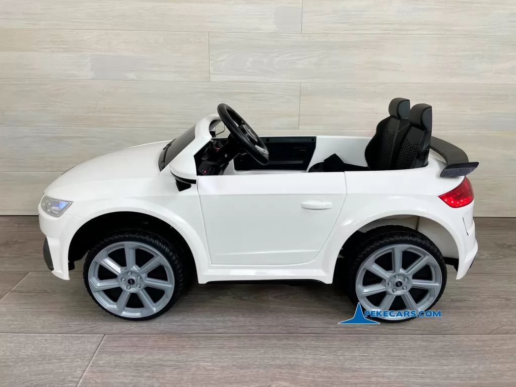 Audi TT RS Roadster 1 Plaza 12V 2.4G Blanco lateral