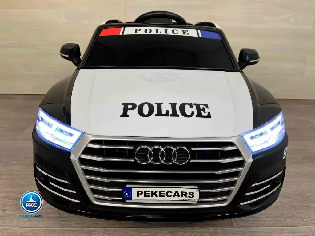 Audi Q5 12V de Policia vista de frente