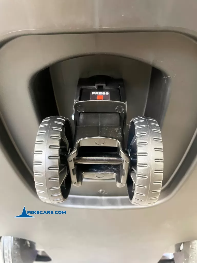 Auto de choques Racing GTS 12V Blanco ruedas frontal