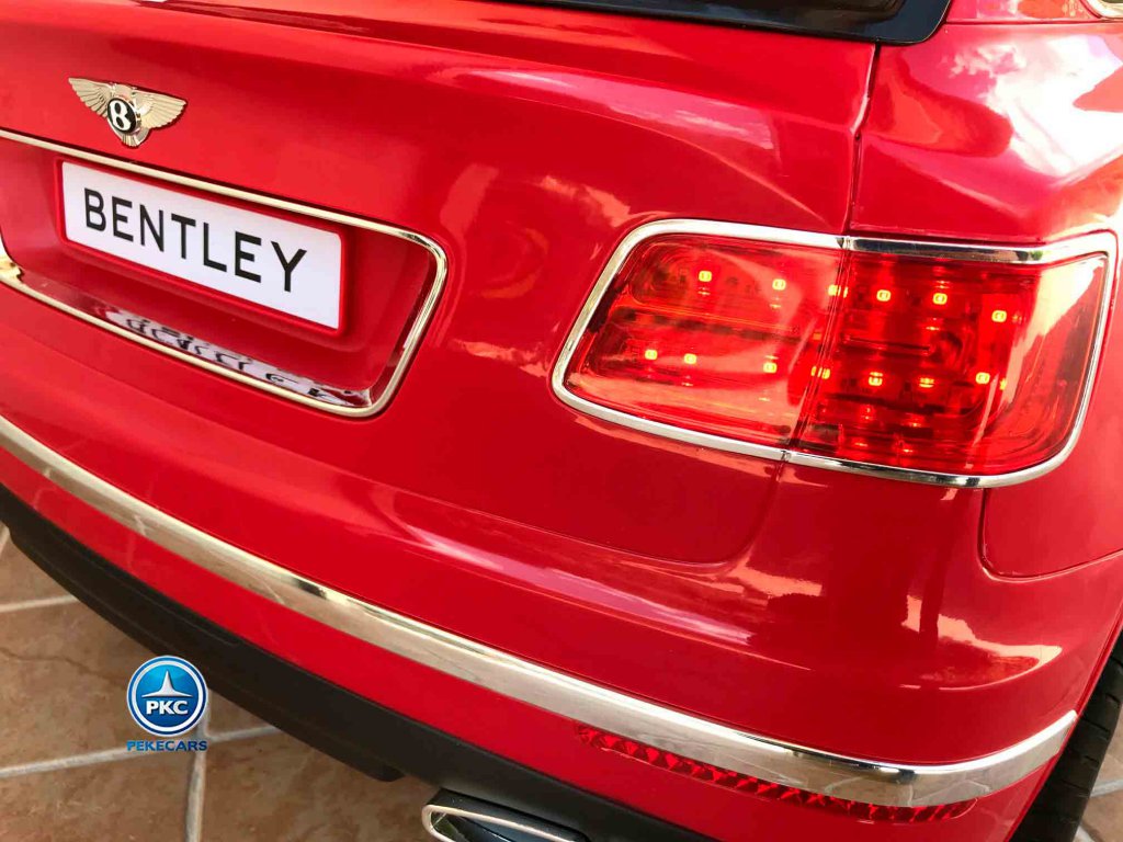 Coche eléctrico infantil Bentley Bentayga Rojo vista faro trasero derecho