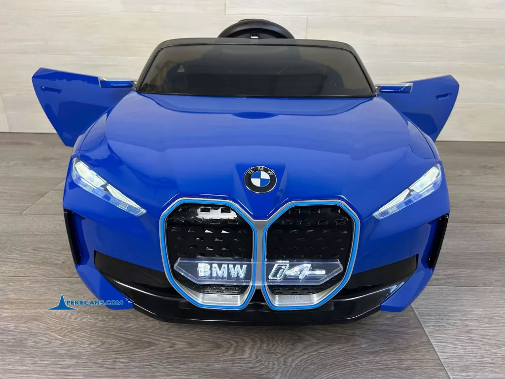 Coche eléctrico para niños BMW I4 12V 2.4G Azul puertas abiertas