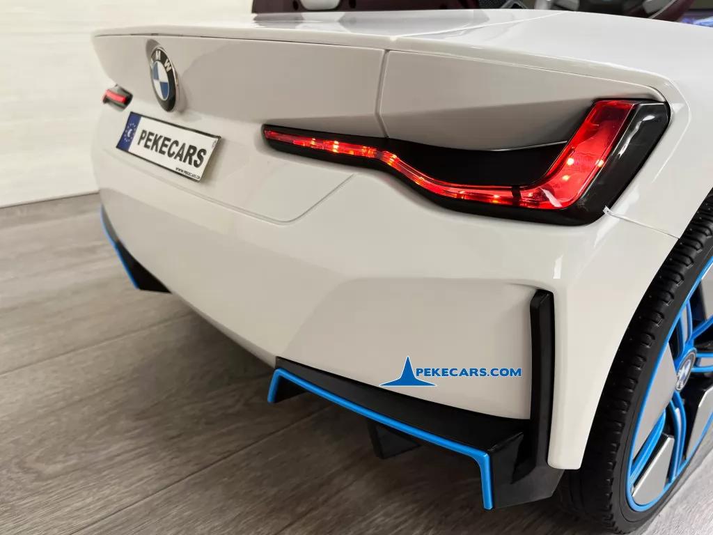 Coche eléctrico para niños BMW I4 12V 2.4G Blanco vista trasera