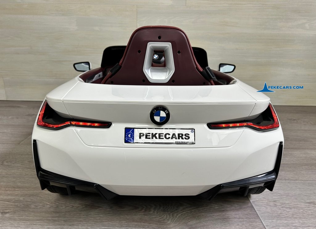 Coche eléctrico para niños BMW I4 12V 2.4G Blanco parte trasera
