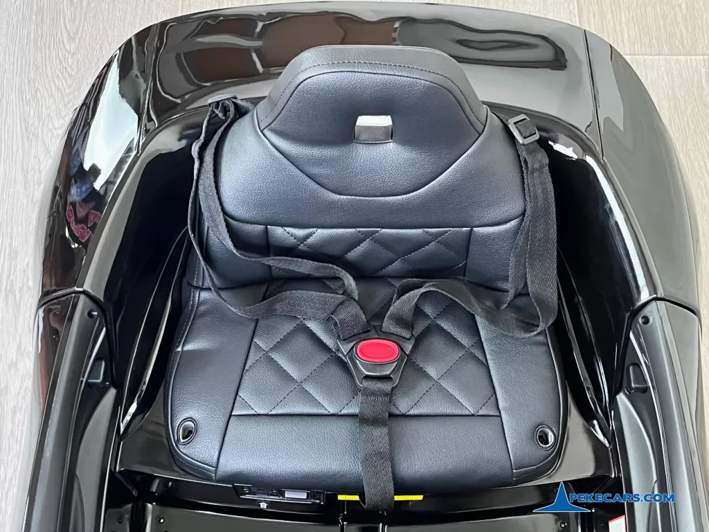 Coche eléctrico para niños BMW I4 12V 2.4G Negro Metalizado asiento