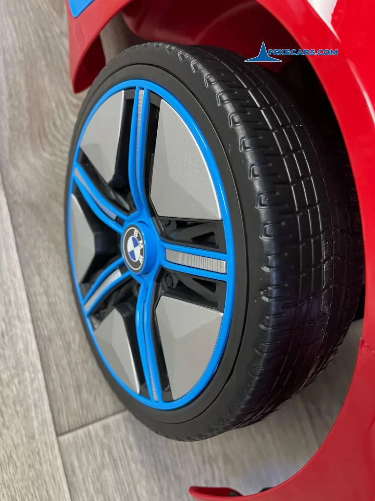 Coche eléctrico para niños BMW I4 12V 2.4G Rojo Metalizado ruedas