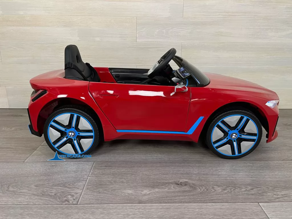 Coche eléctrico para niños BMW I4 12V 2.4G Rojo Metalizado vista lado derecho