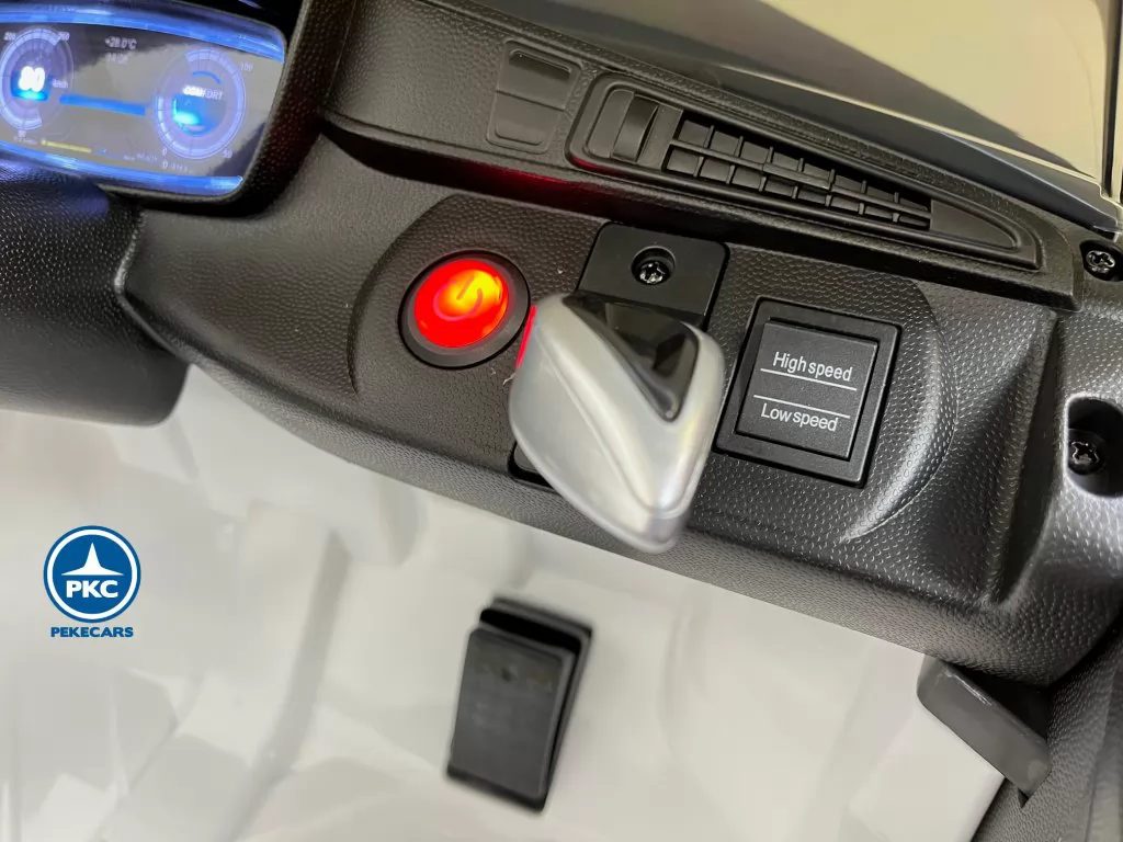 Coche eléctrico para niños BMW i8 Coupé 12V Blanco salpicadero