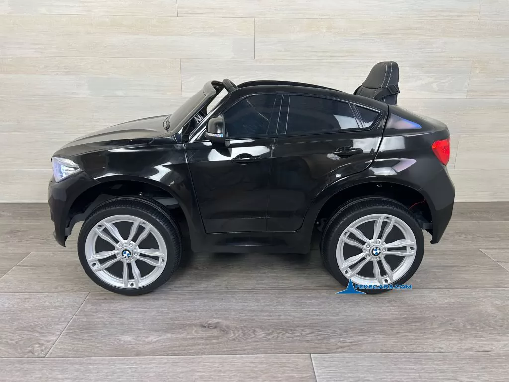 Coche electrico para niños BMW X6M Negro Metalizado lado derecho