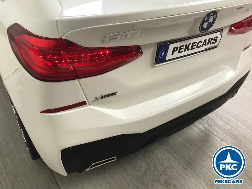 Coche electrico para niños BMW 6 GT 12V Blanco vista faros traseros