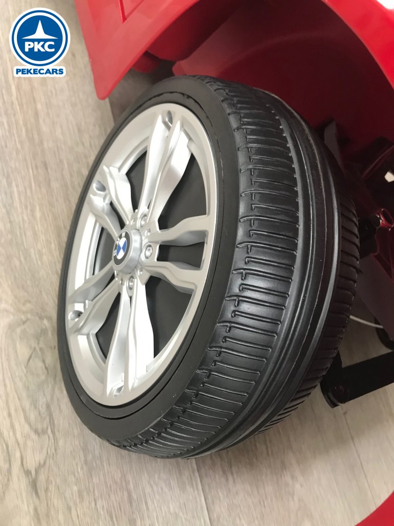 Coche electrico para niños BMW X6M Rojo metalizado vista rueda