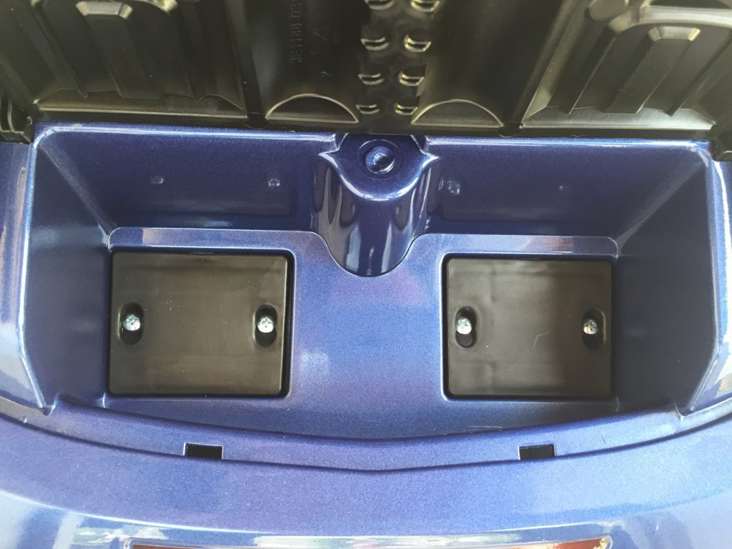 Coche electrico Infantil Bugatti Veyron Style Azul Metalizado amplio maletero