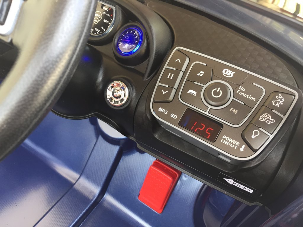 Coche electrico para niños Bugatti Veyron Style Azul Metalizado nuevo dashboard con radio FM
