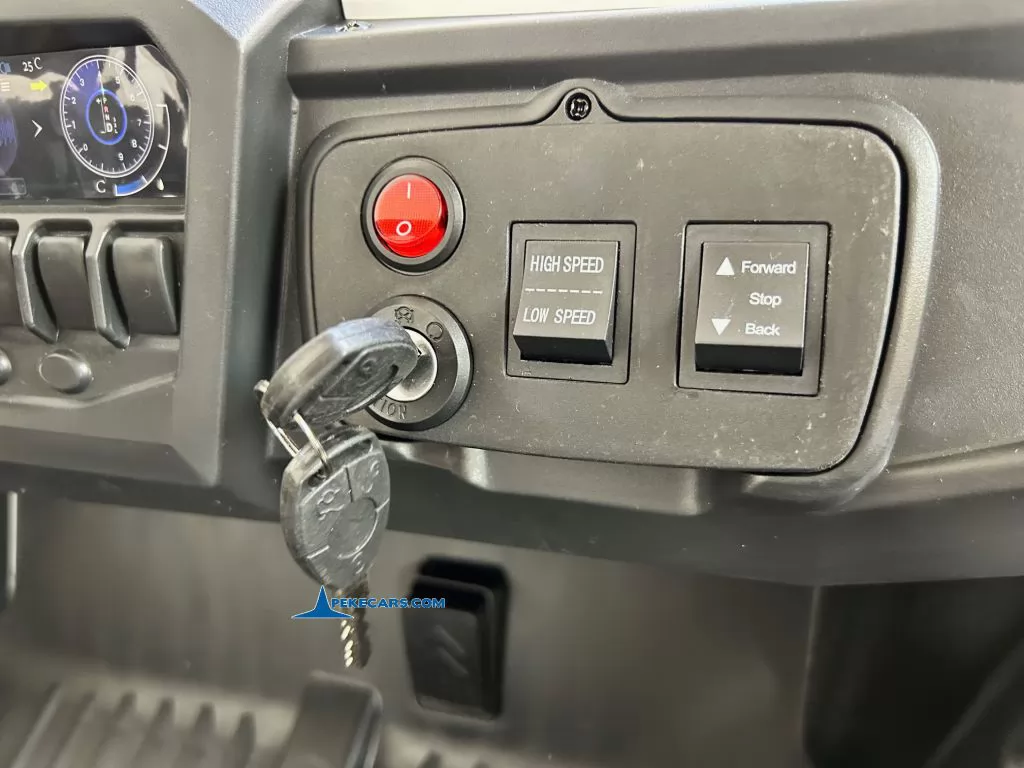 coches teledirigidos buggy utv 12v blanco mp4 llave de arranque