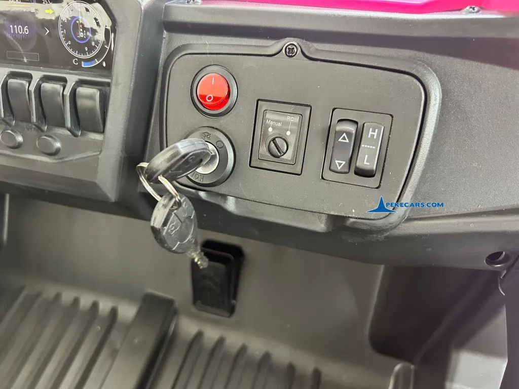 Coche electrico para niños Buggy UTV Rosa encendido y velocidades