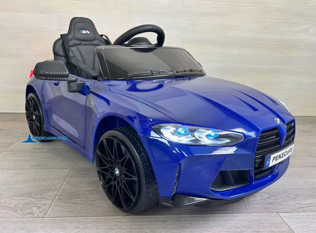 BMW M4 12V 2.4G Azul Metalizado lado izquierda