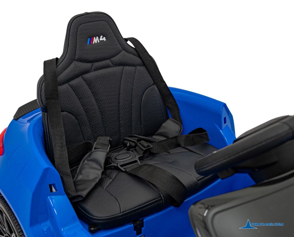 BMW M4 12V 2.4G Azul Metalizado asiento