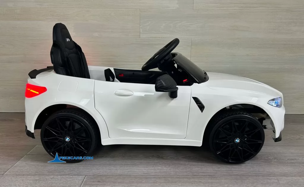 BMW M4 12V 2.4G Blanco lado izquierdo