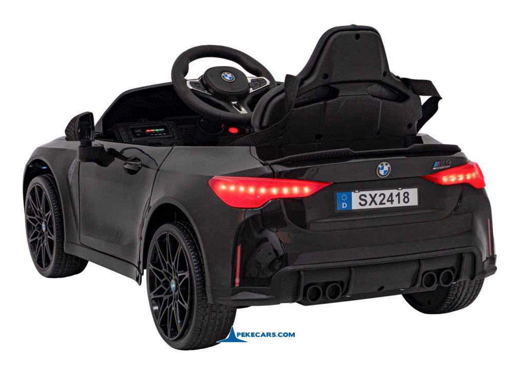 BMW M4 12V 2.4G Negro Metalizado parte trasera