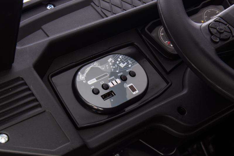 Camion Scania negro