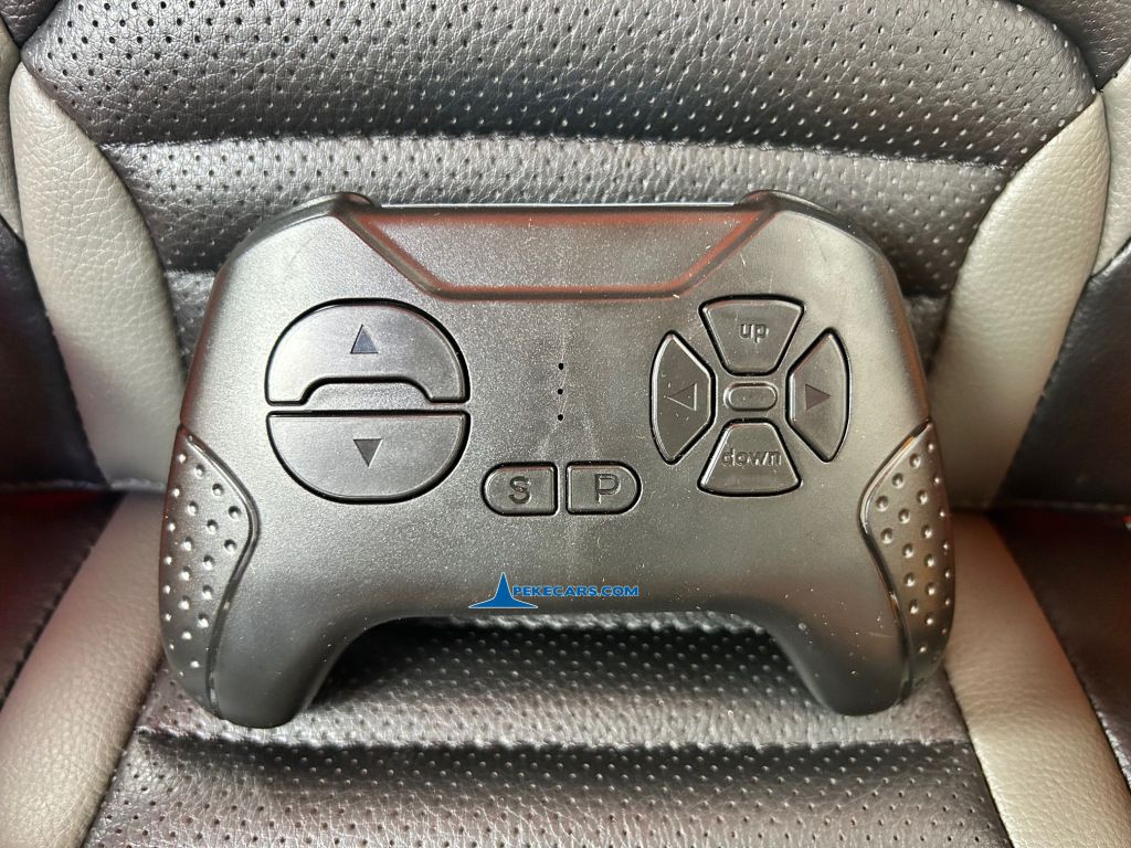 Carretilla Elevadora JCB 12V 2.4G Amarilla