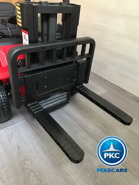 Carretilla Elevadora 12V 2.4G Rojo vista horquilla