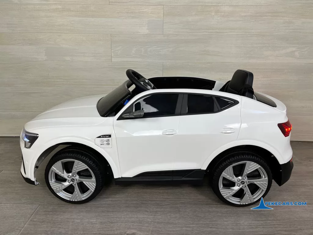 coche electrico para niños Audi E-TRON Quattro Sportback 12V 2.4G Blanco