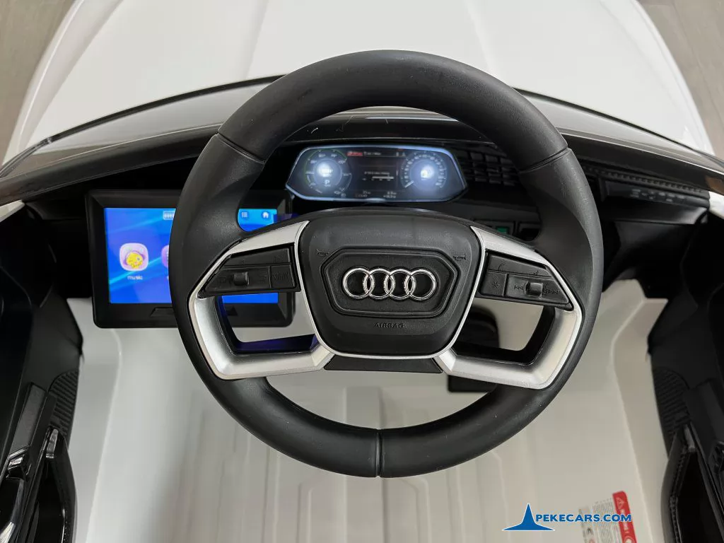 cochecito electrico Audi E-TRON Quattro Sportback 12V 2.4G Blanco