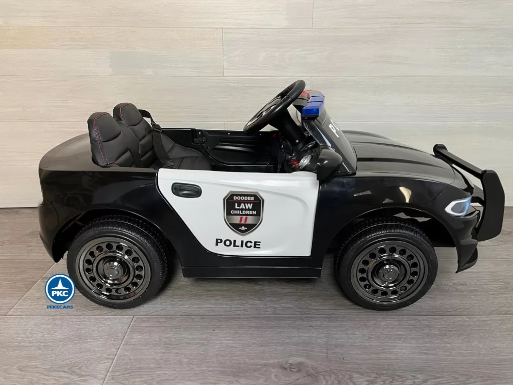 coche niño bateria de policia negro