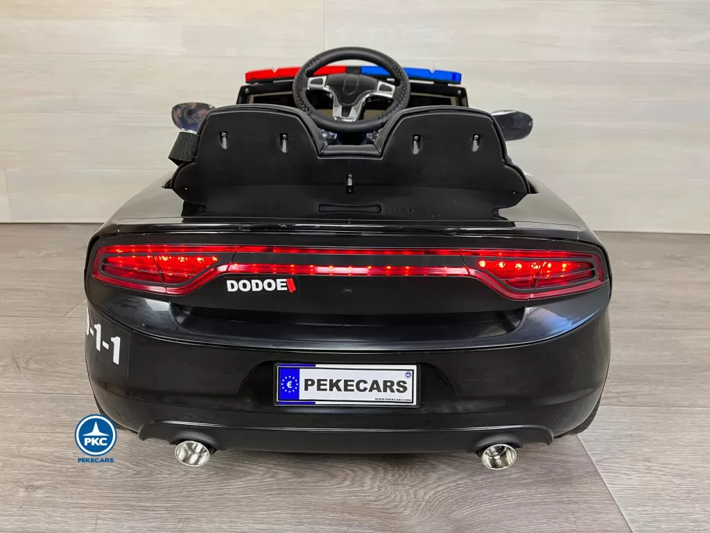 coche bateria de policia negro